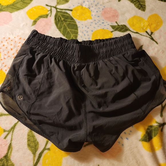 Lululemon - Picture 2 of 3